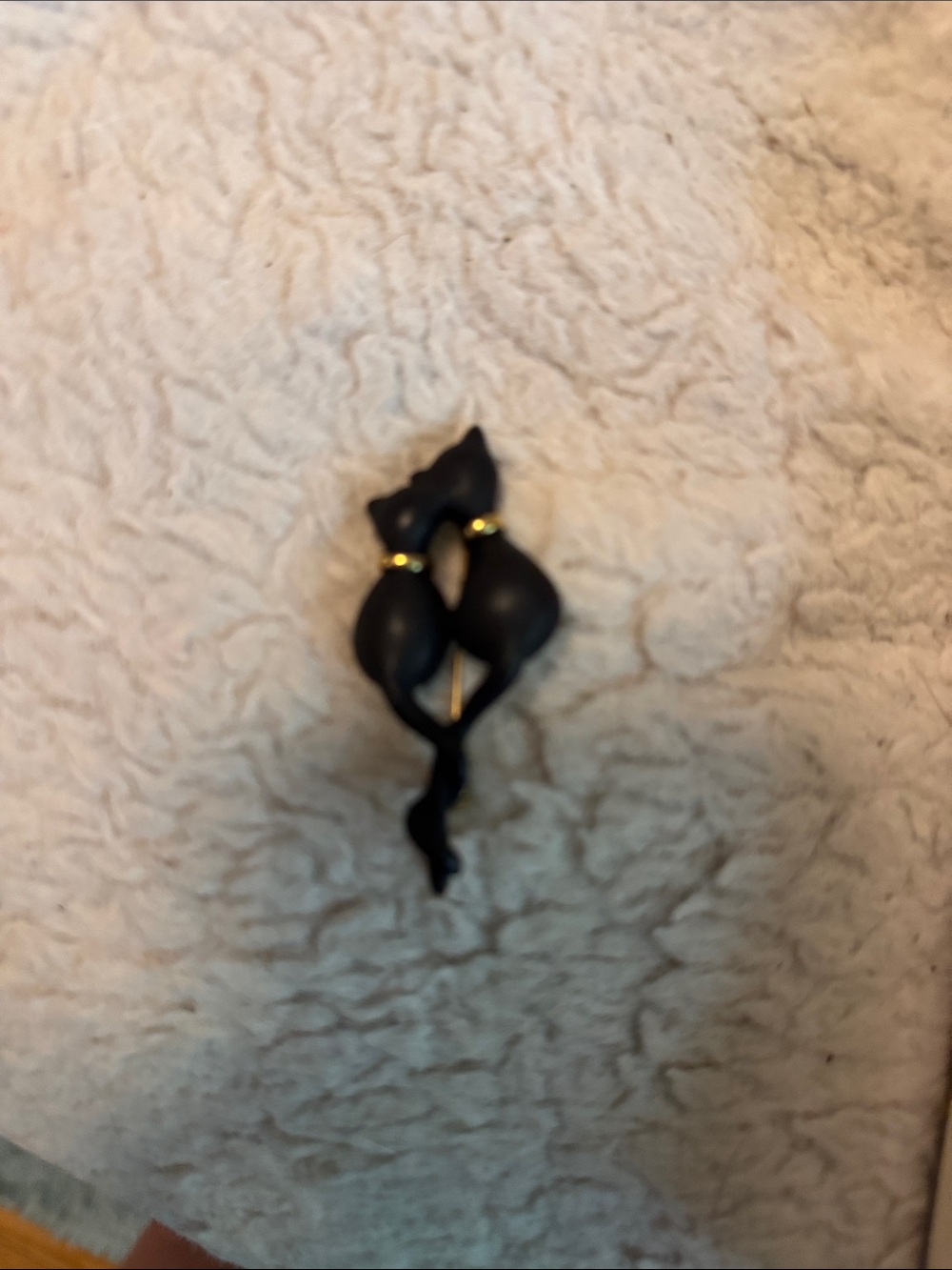 Monet Black and Gold Cat Pair Brooch